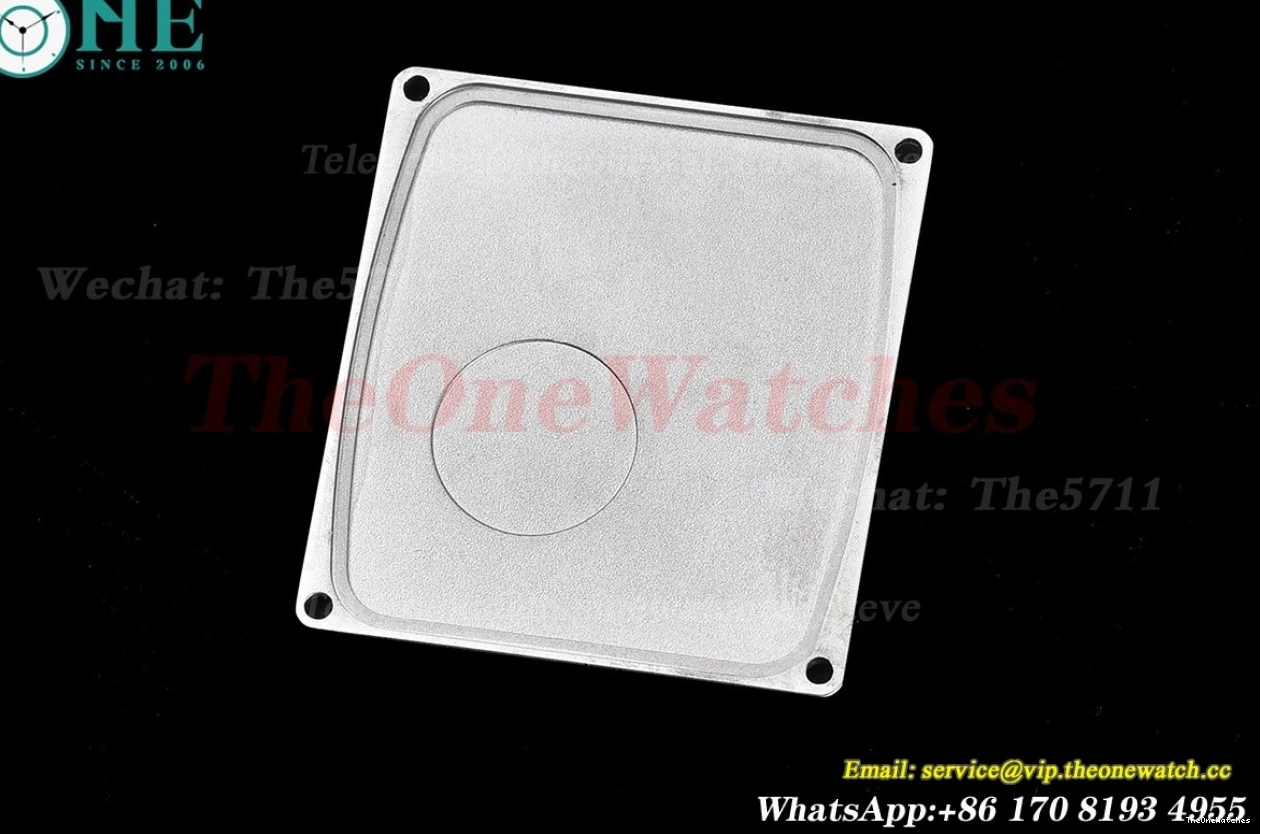 Small Leather Quartz Must On SS Grey Strap White K11F Tank LE dial 0206